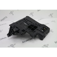 Кронштейн передней панели LH Land Rover Range Rover Evoque L551 2018 LR125670
