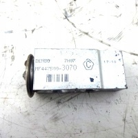 Клапан кондиционера toyota yaris ii mf447500 - 3070