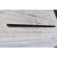 Молдинг стекла двери передней правой наружный Volvo V40 2004 30801209