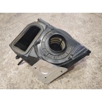 корпус воздушногo фильтра Audi A4 B9 2016 8W0133837