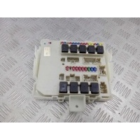 Блок предохранителей Nissan Titan I (A60) 2003 - 2006 2006 284B67S002,