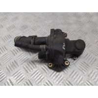 Фланец (тройник) системы охлаждения Land Rover Range Rover Sport 2 (2013-2017) 2015 4H2Q8592BF