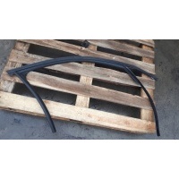 A4 B8 USZCZELKA SZYBY PRAWY PRZÓD DRZWI 8K0837440E