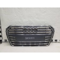 Решетка радиатора Audi A4 B9