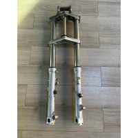 Honda xl 1000 v varadero 03 - 06 вилка подвеска передняя полки