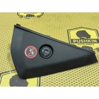 Накладка торпедо торцевая Nissan Qashqai J10 2010 68498JD900