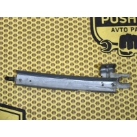 Направляющая стекла двери салазка Nissan Qashqai J10 2010 82217JD000