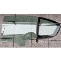 G30 f90 стекло задняя боковых левая треугольник 2020
