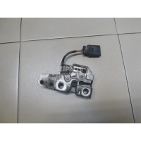 Замок капота VAG Touareg (2002 - 2010) 7L0823509C
