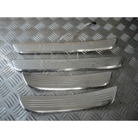 Накладка накладки порога мерседес c w205 a2056800535