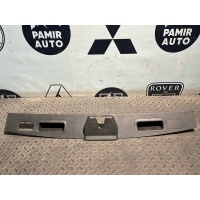 Обшивка двери багажника Mercedes M/W164 2005-2011 A1647400030