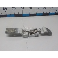 Петля двери багажника нижняя Renault Master II (1999 - 2010) 8200521907
