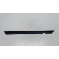 Уплотнитель стекла двери Mercedes Benz W204 (2007 - 2015) 2047354565