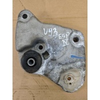 Кронштейн Renault Espace 4 2005 8200125534
