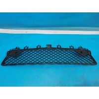 Решетка переднего бампера центральная MERCEDES-BENZ C-class (W204) 2007-2015 A2048850853