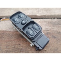 Блок управления стеклоподъемниками Mercedes C W203 2003 A2038210479