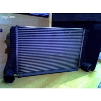 Интеркулер Volkswagen Passat B6 2007 3C0145805R