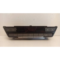 Audi a3 8y панель кондиционера 8y0820043