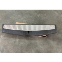 Opel astra j крышка багажника 322225228