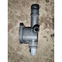 Фланец (тройник) системы охлаждения Volkswagen Passat B6 2006 038121132D