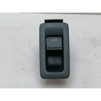 Кнопка открывания багажника Volkswagen Touareg 2 NF 7P6959831A