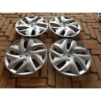 Колпаки оригинальные 15 renault clio megane scenic fluence