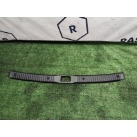 накладка замка багажника Nissan Bluebird Sylphy QG10-026444 2001 84992-4M500