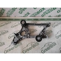 Кронштейн Mercedes E W212 2009 A6512011109