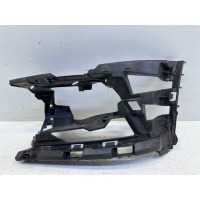 Кронштейн бампера Volkswagen Polo 5 2015-2020 6C0807723A