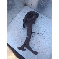 Кулак поворотный правый Audi A4 B5 2000 8d0407258