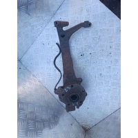 Кулак поворотный левый Audi A4 B5 1997 8d0407257
