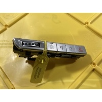 Кнопка аварийной сигнализации Audi S8 D4 2015 4H1959673P,4H0820911C