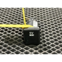 Разъем AUX / USB Land Rover Range Rover Velar 2020 FK7219010CA,LR068428