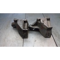 Кронштейн КПП Audi 100 C4/4A 1994 4A0399114H