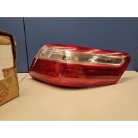 Фонарь задний правый Toyota Camry V40 2006-2011 8155133360