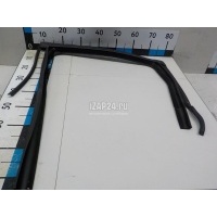 Уплотнитель стекла двери Volvo XC60 (2008 - 2017) 31352214