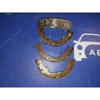 колодки ручного тормоза MITSUBISHI LANCER CS5W MR391631