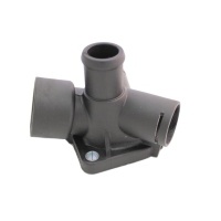 Оригинальный патрубок радиатора тройник audi a4 b5 1.6 adp 050121133a