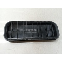 Решетка вентиляционная VAG Amarok 2010 7E0819181