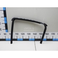 Уплотнитель стекла двери Nissan Juke (F15) (2011 - 2019) 82331BA60A
