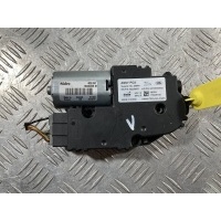 Двигатель электролюка Jaguar XE X760 2016 T4N7723,T2H38791,T2H35589,T4N17314,T4N14770,T4N16324,GX7353508AB