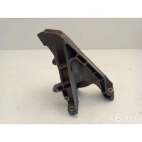 Кронштейн двигателя Volkswagen Multivan T5 2009 7H0199370N