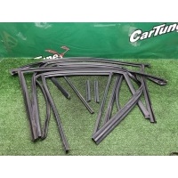Уплотнители стекол BMW X1 E84 2011 51332990307, 51332990308, 51352990319, 51352990320