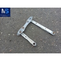 Петля капота правая Mercedes 190 W201 1986 A2018800628N2,A2018800628,A2018800228