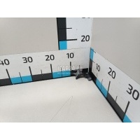 Петля двери багажника VAG Q3 (8U) (2012 - 2018) 8U0827300D