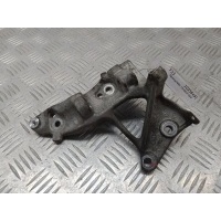 Кронштейн генератора Volvo V40 2 (2012-2024) 2016 9653249480
