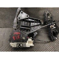 Замок двери задний правый Mercedes GL 164 (V026) MERCEDES BENZ X164 2008 A1647303835