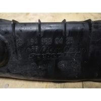 Пыльник крыла переднего мерседес ML W164 (84P9) MERCEDES BENZ M-Class W164 2009 A1648890425,A1648890325