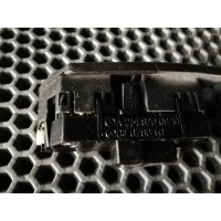 Кнопка центрального замка Mercedes ML GL 164 R 251 (94N11) MERCEDES BENZ M-Class|GL-Class|R-Class W164|X164|W251 2009 A2518201010,A2518200910