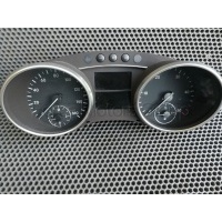 Панель щиток приборов мерседес ML GL 164 R251 (1N17) MERCEDES BENZ M-Class|GL-Class|R-Class W164|X164|W251 2007 A1645405047,A1645403447,A1645404247